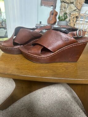 Born Women's Brown Leather Wedge Sandals